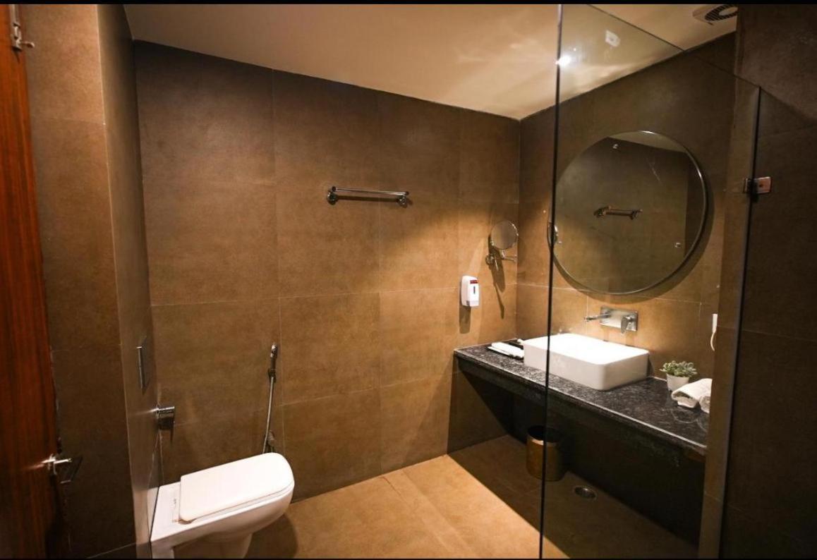 Hotel Aiims Νέο Δελχί Εξωτερικό φωτογραφία