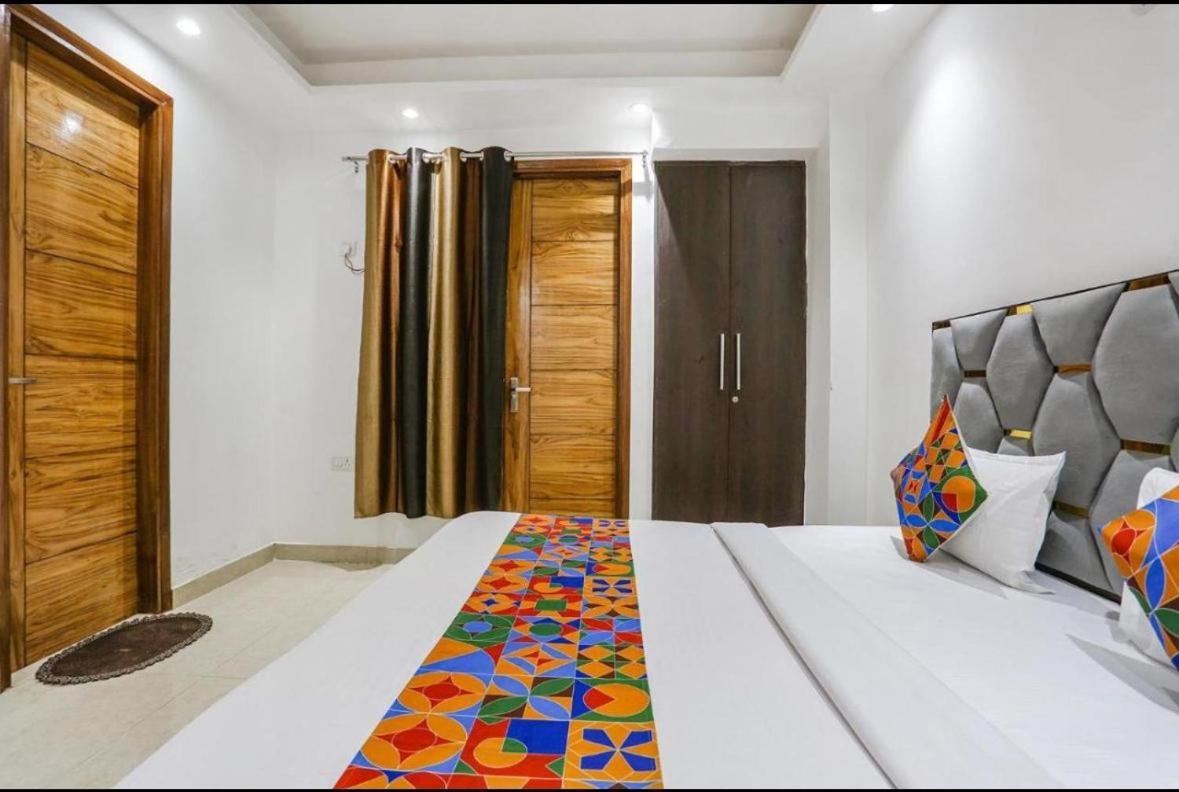Hotel Aiims Νέο Δελχί Εξωτερικό φωτογραφία