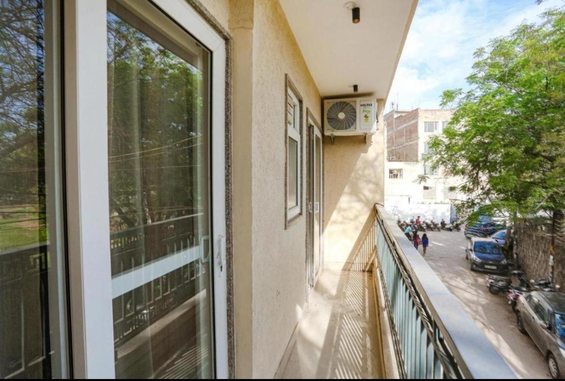 Hotel Aiims Νέο Δελχί Εξωτερικό φωτογραφία