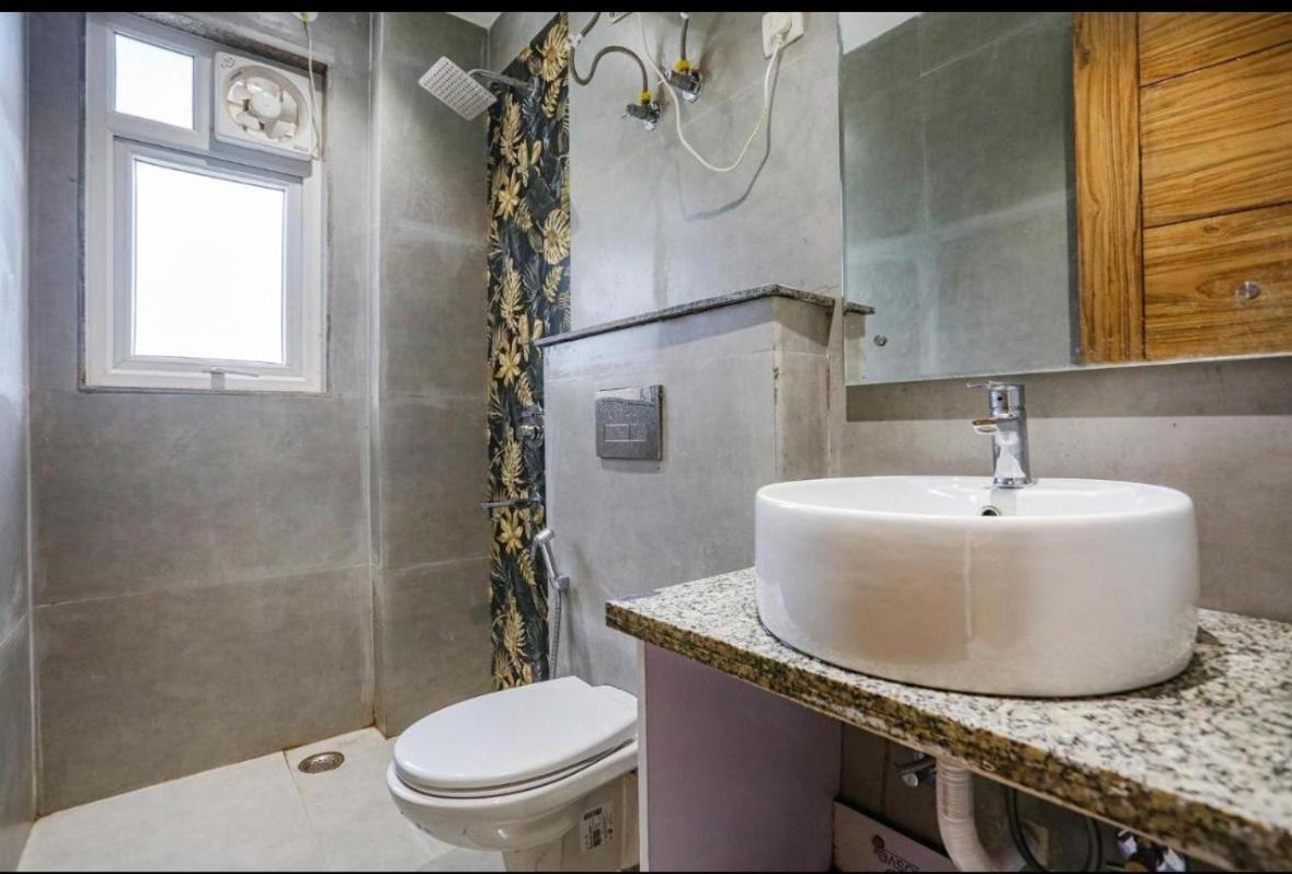 Hotel Aiims Νέο Δελχί Εξωτερικό φωτογραφία